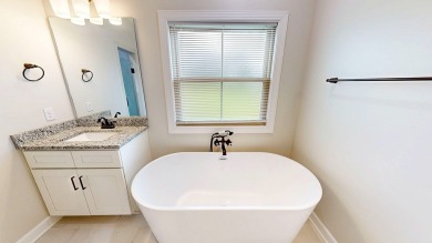 Like-new brick home of 2,672 square feet, located in the on Headland Country Club in Alabama - for sale on GolfHomes.com, golf home, golf lot