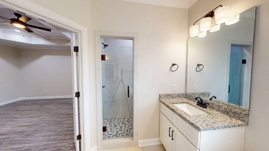 Like-new brick home of 2,672 square feet, located in the on Headland Country Club in Alabama - for sale on GolfHomes.com, golf home, golf lot
