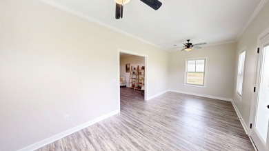 Like-new brick home of 2,672 square feet, located in the on Headland Country Club in Alabama - for sale on GolfHomes.com, golf home, golf lot