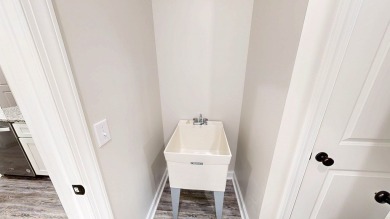 Like-new brick home of 2,672 square feet, located in the on Headland Country Club in Alabama - for sale on GolfHomes.com, golf home, golf lot