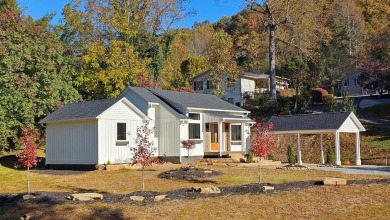 Brand New 3 br/3 bath home in Mill Creek. Close to the Town of on Mill Creek Country Club in North Carolina - for sale on GolfHomes.com, golf home, golf lot