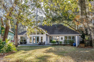 Gorgeous, move in ready home on Dataw Island is ready for it's on Dataw Island Club in South Carolina - for sale on GolfHomes.com, golf home, golf lot