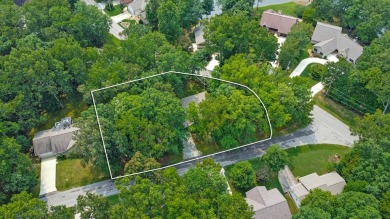 Enjoy lake views of St. George from this beautifully updated 1 on Druid Hills Golf Club in Tennessee - for sale on GolfHomes.com, golf home, golf lot