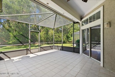 Unique town home in gated Magnolia Point Golf & Country Club! on Magnolia Point Golf and Country Club in Florida - for sale on GolfHomes.com, golf home, golf lot