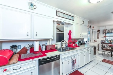 Welcome to this charming 3-bedroom, 2-bathroom ranch-style home on Huntington Park Golf Course in Louisiana - for sale on GolfHomes.com, golf home, golf lot