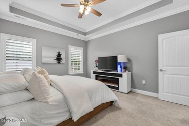 SINGLE LEVEL & MOVE-IN READY! This 3 Bedroom, 2 Bath, Double car on Oyster Bay Golf Links in North Carolina - for sale on GolfHomes.com, golf home, golf lot