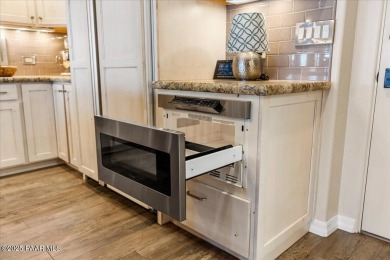Custom home in The Estates at Prescott Lakes offering panoramic on Prescott Lakes Golf and Country Club in Arizona - for sale on GolfHomes.com, golf home, golf lot