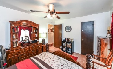 Welcome to this charming 3-bedroom, 2-bathroom ranch-style home on Huntington Park Golf Course in Louisiana - for sale on GolfHomes.com, golf home, golf lot