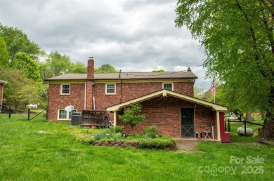Beautiful 5 bedroom, 2.5 bathroom home nestled off the 17th hole on Lake Junaluska Golf Course in North Carolina - for sale on GolfHomes.com, golf home, golf lot