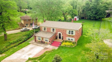 Beautiful 5 bedroom, 2.5 bathroom home nestled off the 17th hole on Lake Junaluska Golf Course in North Carolina - for sale on GolfHomes.com, golf home, golf lot