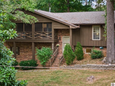A Lake Barkley Home without the lake home price tag! on Mineral Mound Golf Course in Kentucky - for sale on GolfHomes.com, golf home, golf lot