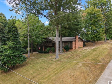 A Lake Barkley Home without the lake home price tag! on Mineral Mound Golf Course in Kentucky - for sale on GolfHomes.com, golf home, golf lot