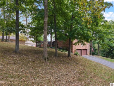 A Lake Barkley Home without the lake home price tag! on Mineral Mound Golf Course in Kentucky - for sale on GolfHomes.com, golf home, golf lot