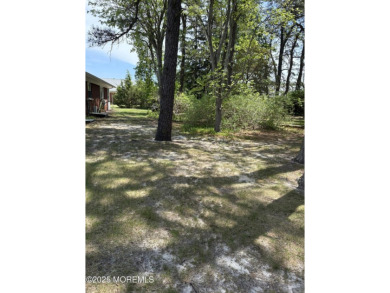 Cash Only. HOA fee includes taxes. Edgewood 1 model. Nice on Keswick Village Golf Course in New Jersey - for sale on GolfHomes.com, golf home, golf lot