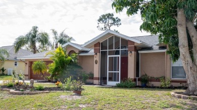 Don't miss out on this lovely 3 bedroom, 2 bath, 2 car garage on Pinemoor West Golf Club in Florida - for sale on GolfHomes.com, golf home, golf lot