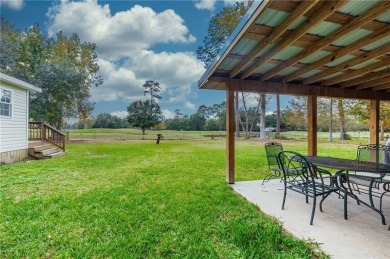 2 Story home with open concept, den area, bedrooms/bathrooms on Pinewood Country Club in Louisiana - for sale on GolfHomes.com, golf home, golf lot