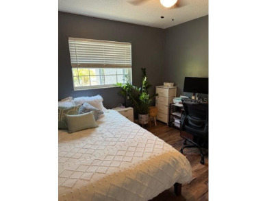 This fantastic split plan 3 bedroom, 3 bathroom Wekiva pool home on Wekiva Golf Club in Florida - for sale on GolfHomes.com, golf home, golf lot