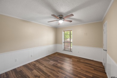 Step into this classic 4 bedroom, 2 bathroom home located in the on Hide-A-Way Lake Golf Course in Texas - for sale on GolfHomes.com, golf home, golf lot