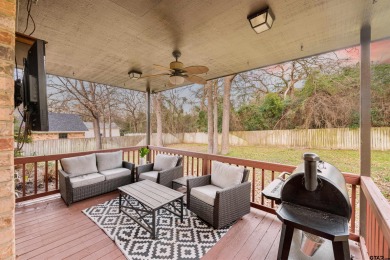 Step into this classic 4 bedroom, 2 bathroom home located in the on Hide-A-Way Lake Golf Course in Texas - for sale on GolfHomes.com, golf home, golf lot