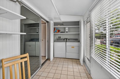 Welcome home! This one-story end-unit villa has 1 bedroom and 1 on Kings Point Golf - Executive in Florida - for sale on GolfHomes.com, golf home, golf lot
