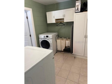 This fantastic split plan 3 bedroom, 3 bathroom Wekiva pool home on Wekiva Golf Club in Florida - for sale on GolfHomes.com, golf home, golf lot