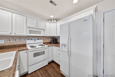 HONEY I FOUND OUR CONDO! OUTSTANDING CONDITION & CONVENIENT on The Club At Old Kinderhook in Missouri - for sale on GolfHomes.com, golf home, golf lot