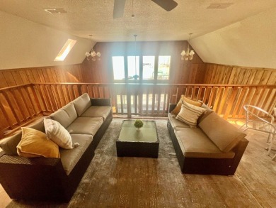 Lakeside Haven on Toledo Bend Escape to this charming 1 story on Pendleton Harbor in Texas - for sale on GolfHomes.com, golf home, golf lot