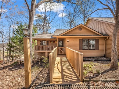 Stunning 2 bedroom/2 bathroom condo overlooking the golf course! on Rumbling Bald Resort on Lake Lure in North Carolina - for sale on GolfHomes.com, golf home, golf lot