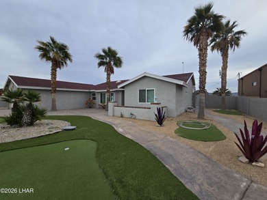 Gorgeous home in a great location with nice views and own Golf on London Bridge Golf Course in Arizona - for sale on GolfHomes.com, golf home, golf lot