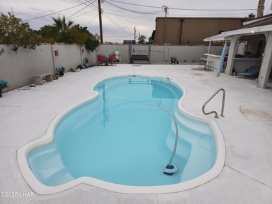 Gorgeous home in a great location with nice views and own Golf on London Bridge Golf Course in Arizona - for sale on GolfHomes.com, golf home, golf lot