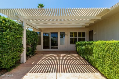 Fantastic opportunity in the desirable Palm Grand community of on Sun City-Willow Creek / Willow Brook  in Arizona - for sale on GolfHomes.com, golf home, golf lot