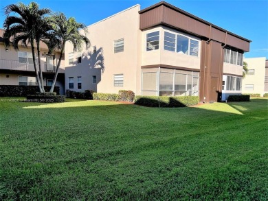 GREAT FOR INVESTMENT, NO WAITING TIME, RENTALS ARE ALLOWED on Kings Point Golf -Flanders Way in Florida - for sale on GolfHomes.com, golf home, golf lot