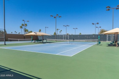Fantastic opportunity in the desirable Palm Grand community of on Sun City-Willow Creek / Willow Brook  in Arizona - for sale on GolfHomes.com, golf home, golf lot