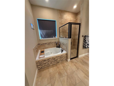 Beautiful POOL home on the Debary Golf and Country Clubs 14th on DeBary Golf and Country Club in Florida - for sale on GolfHomes.com, golf home, golf lot