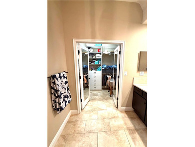 Beautiful POOL home on the Debary Golf and Country Clubs 14th on DeBary Golf and Country Club in Florida - for sale on GolfHomes.com, golf home, golf lot