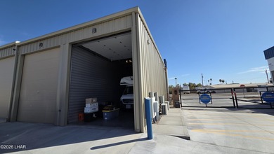 Stop by GolfView Garages, next to The Refuge Golf Club's north on The Refuge Golf and Country Club in Arizona - for sale on GolfHomes.com, golf home, golf lot