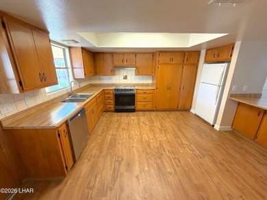 Fantastic value on this well-maintained home situated on an on The Refuge Golf and Country Club in Arizona - for sale on GolfHomes.com, golf home, golf lot