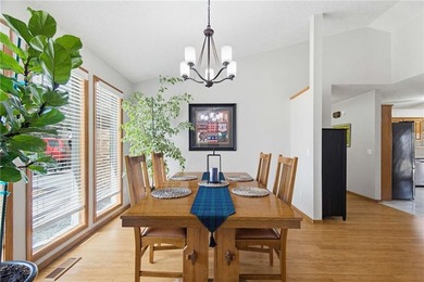 Private end-of-street setting just steps from Bella Vista's on Bella Vista - Metfield Golf Complex and Country Club in Arkansas - for sale on GolfHomes.com, golf home, golf lot