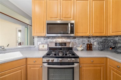 Under contract-accepting backup offers. Indulge in the on University Park Country Club in Florida - for sale on GolfHomes.com, golf home, golf lot