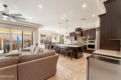 Beautiful RV Garage Home Near the Golf Course! This like-new on London Bridge Golf Course in Arizona - for sale on GolfHomes.com, golf home, golf lot