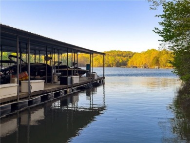 Luxury Living in Chestatee Lake  Golf Community
5 Bedrooms | 4.5 on Chestatee Golf Club in Georgia - for sale on GolfHomes.com, golf home, golf lot