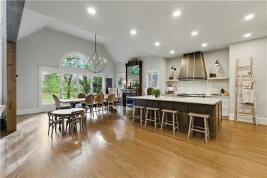 Luxury Living in Chestatee Lake  Golf Community
5 Bedrooms | 4.5 on Chestatee Golf Club in Georgia - for sale on GolfHomes.com, golf home, golf lot