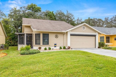 Welcome to the move-in ready, 2 bedroom /2 bathroom, 2 car on Summertree Golf Course in Florida - for sale on GolfHomes.com, golf home, golf lot