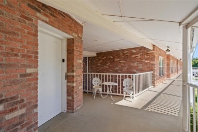 BEAUTIFUL 2ND FLOOR CONDO within walking distance to the on Pecan Plantation Country Club in Texas - for sale on GolfHomes.com, golf home, golf lot