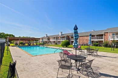 BEAUTIFUL 2ND FLOOR CONDO within walking distance to the on Pecan Plantation Country Club in Texas - for sale on GolfHomes.com, golf home, golf lot