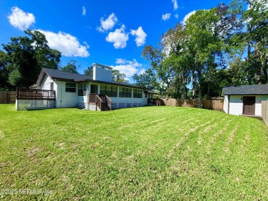 Gorgeous Real estate. Sitting on a 2.33 acre lot beautiful ready on  in Florida - for sale on GolfHomes.com, golf home, golf lot