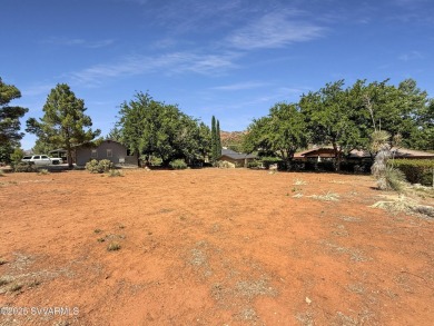 Discover one of the last remaining lots in the highly on Oakcreek Country Club in Arizona - for sale on GolfHomes.com, golf home, golf lot