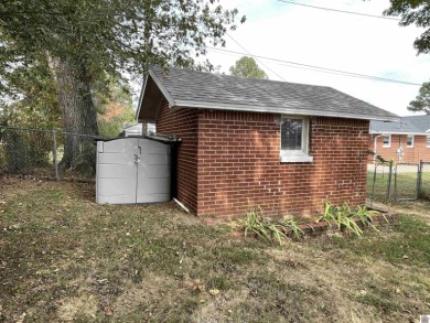 Looking for a home with a level yard and fenced for your pets? on  in Kentucky - for sale on GolfHomes.com, golf home, golf lot