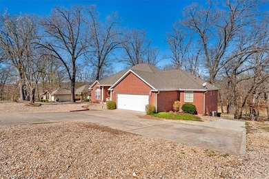 Tucked away on a quiet Bella Vista street, this well-maintained on Bella Vista - Metfield Golf Complex and Country Club in Arkansas - for sale on GolfHomes.com, golf home, golf lot