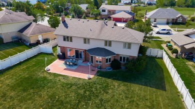 First time on the market for this Brookside Glen GEM! Original on Graystone Golf Links in Illinois - for sale on GolfHomes.com, golf home, golf lot